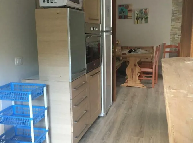 Nani Lägenhet Candide